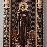 Подарочная икона Резная Святой Трифан — фотография 2
