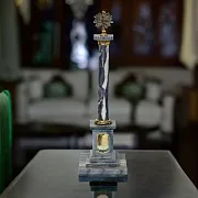 Стела «Город Воинской Славы» из серого мрамора — красивый подарок — фотография 1