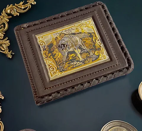 Кожаный зажим «Волк» — необычный подарок