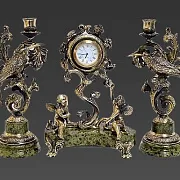 На память: Каминные часы «Колибри» из креноида с канделябрами — фотография 2